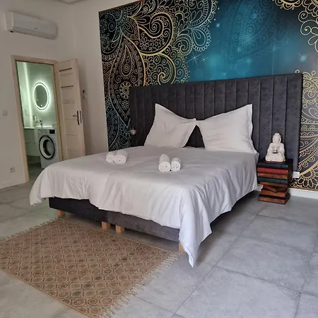 Juwel Indyjski Ap 29 Krakow